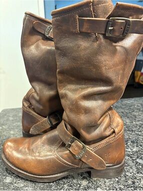 Woman’s Frye Veronica slouch boot Tall pull on size 11 b Medium